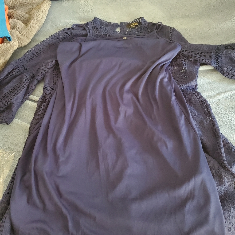 Dress - Picture 3 of 8